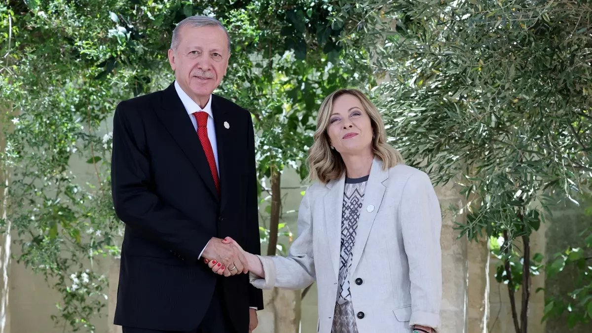 Dolmabahçe'de kritik üçlü zirve