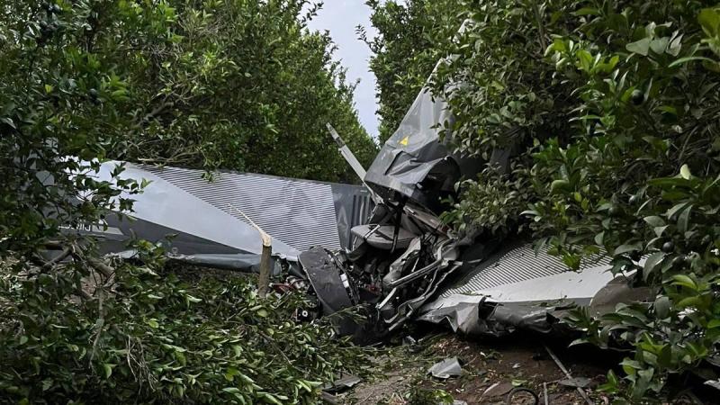 Adana’da eğitim uçağı düştü: Pilot ve yolcu ağır yaralandı