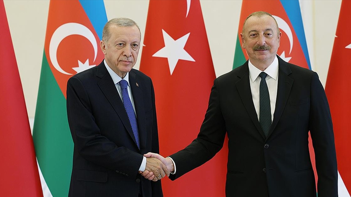 Cumhurbaşkanı Erdoğan, Aliyev’i seçimler için tebrik etti