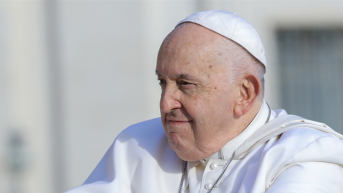 Papa Franciscus, Güneydoğu Asya turu için Roma'dan ayrıldı