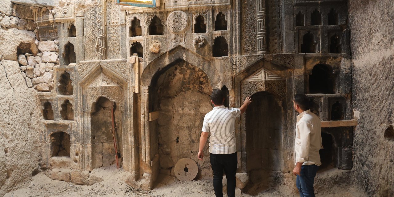 Kapadokya'da şaşırtan keşif! Kömürlükten 600 yıllık tarih çıktı
