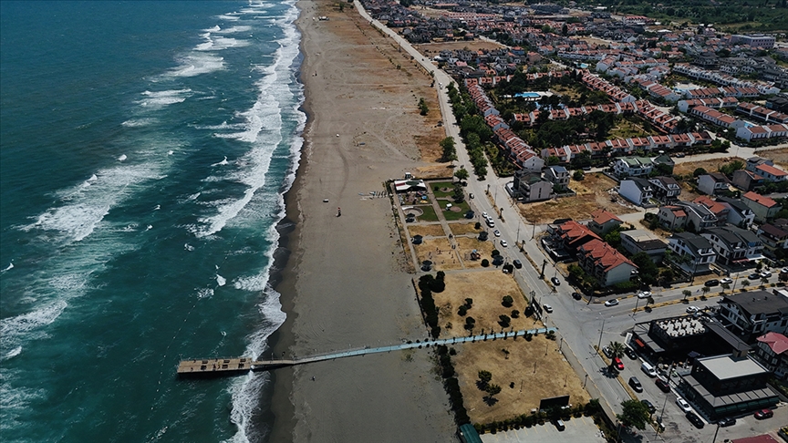 İstanbul'un bir ilçesinde denize girişler yasaklandı