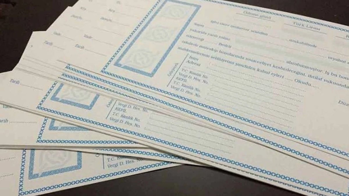 Senetlerde yeni dönem: Kırtasiyeden alınanlar tarihe karışıyor