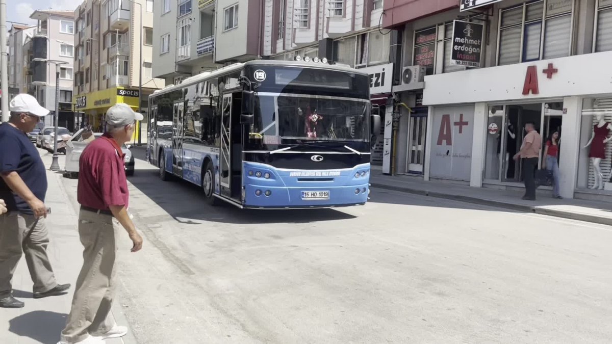 Bir ilde toplu ulaşım ücretlerine zam: İndi-bindi 29 TL oldu