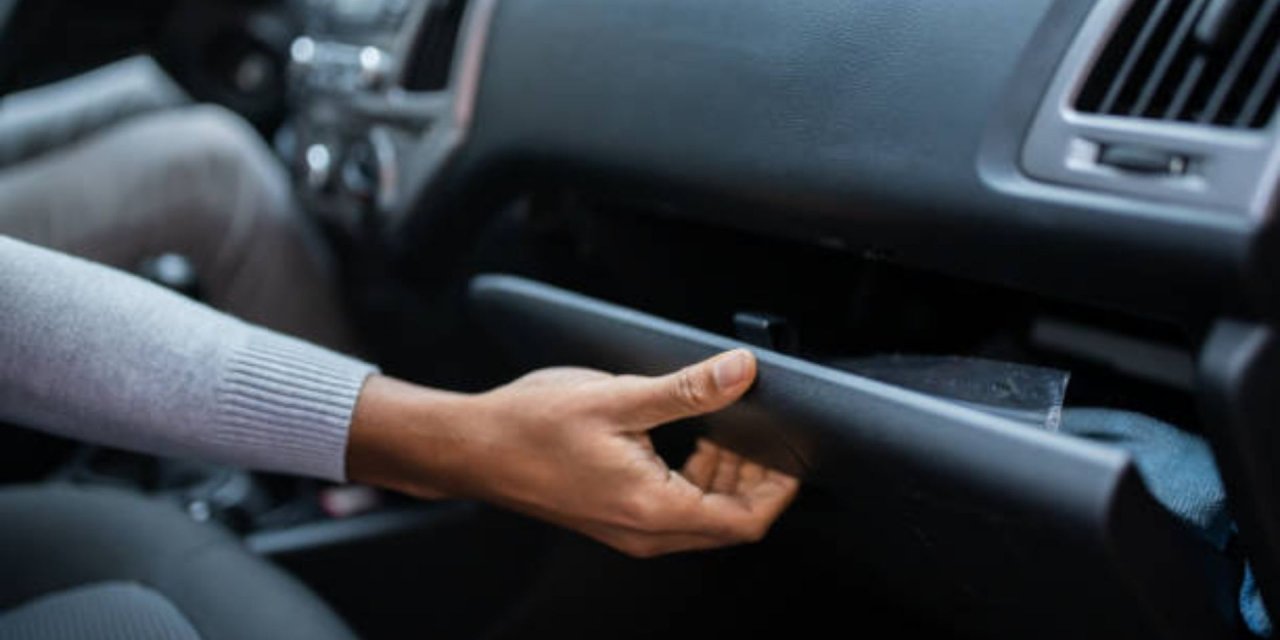 Araç sahiplerinin çoğu bilmiyor! İşte aracınıza gizlenmiş mini buzdolabı özelliği