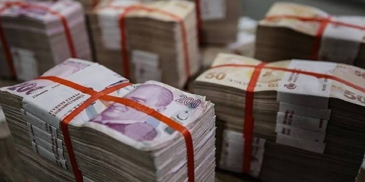 Dış borç rekor iç borçlanma ile ödeniyor:  Hazine 13 milyar dolarlık borç ödedi