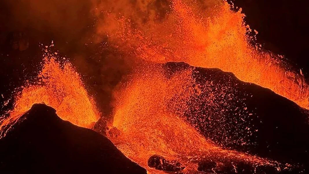 Kilauea Yanardağı 30. kez patladı