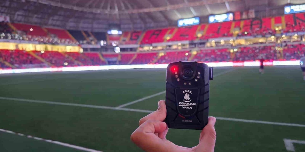 Süper Lig’de tarihi yenilik! TFF maçlarda yaka kamerası kullanacak