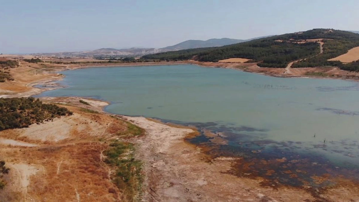 Kuraklık kapıda! Yazır Göleti'nin su seviyesi yüzde 4'e düştü