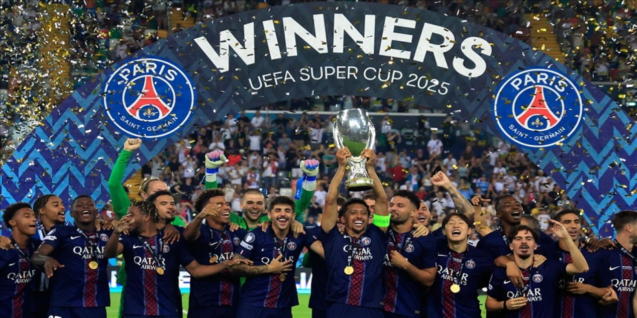 PSG ilk kez UEFA Süper Kupa’yı müzesine götürdü