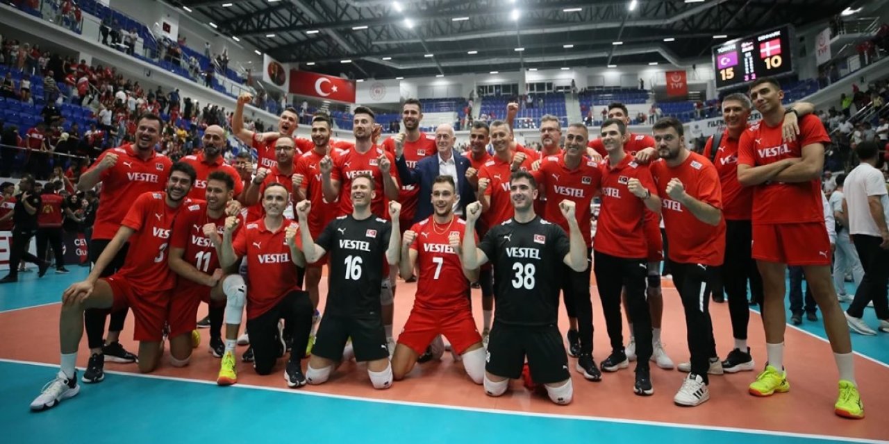 Türkiye, Danimarka’yı devirdi! Filenin Efeleri Avrupa Şampiyonası’nda