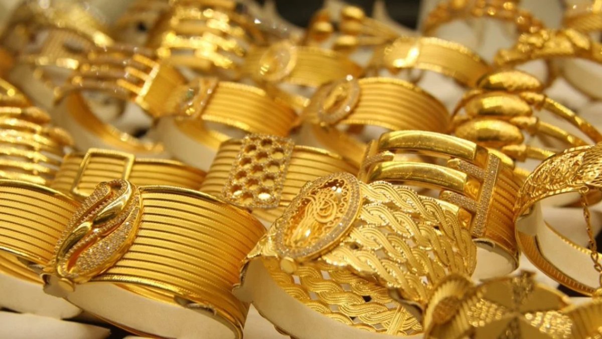 Gram altın kritik eşiği aştı: 4.400 TL seviyesi geçildi