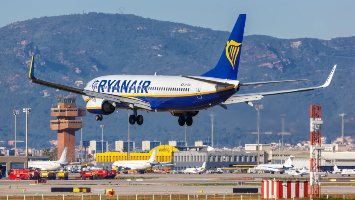 Ryanair'da çalışanlar grevi başladı: Binlerce kişi etkilenecek
