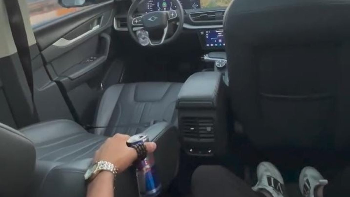 Şanlıurfa'da pes dedirten görüntü: Sürücüsüz araçta video çekti pahalıya patladı