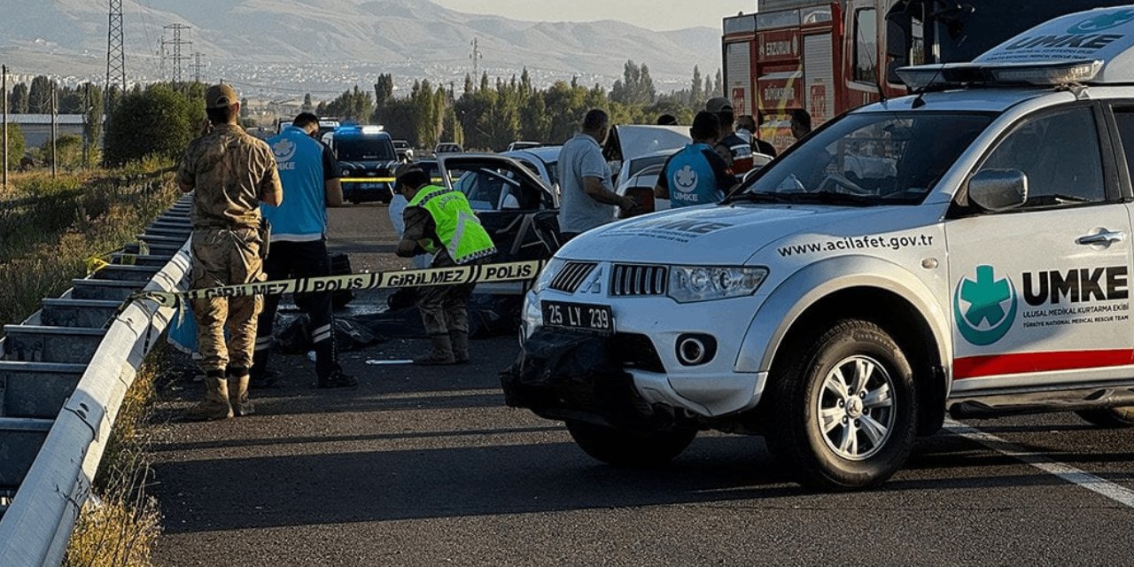 Erzurum'da feci kaza: 4 kişi hayatını kaybetti