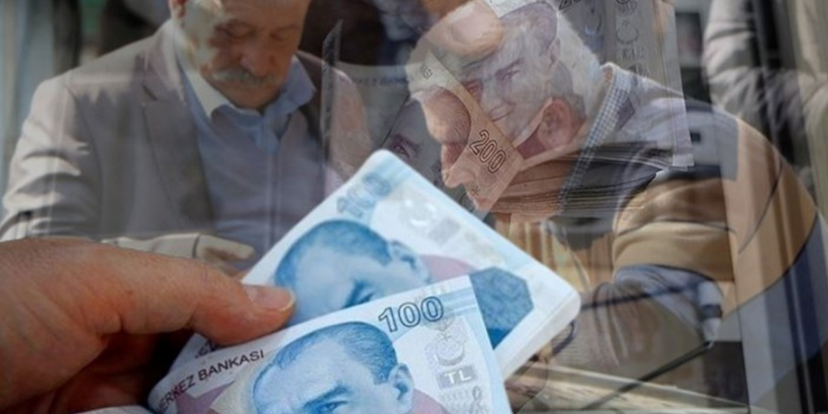 SGK uzmanı Özgür Erdursun 2026 yılı için emeklilere kötü haberi verdi