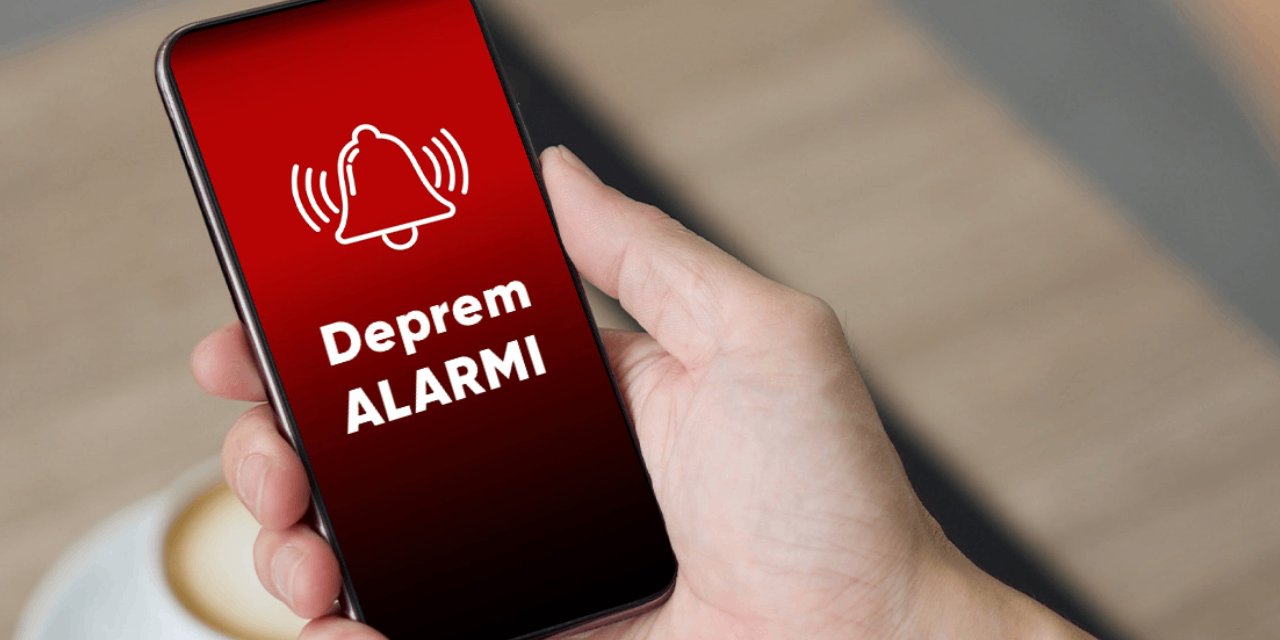 'Deprem Ağı' uygulaması gece yarısı büyük deprem alarmıyla uyardı: Depremin asıl büyüklüğü 4.3 çıktı