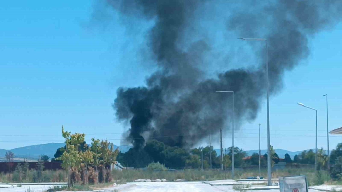 Kütahya'da Hava Er Eğitim Tugay Komutanlığı'nda yangın