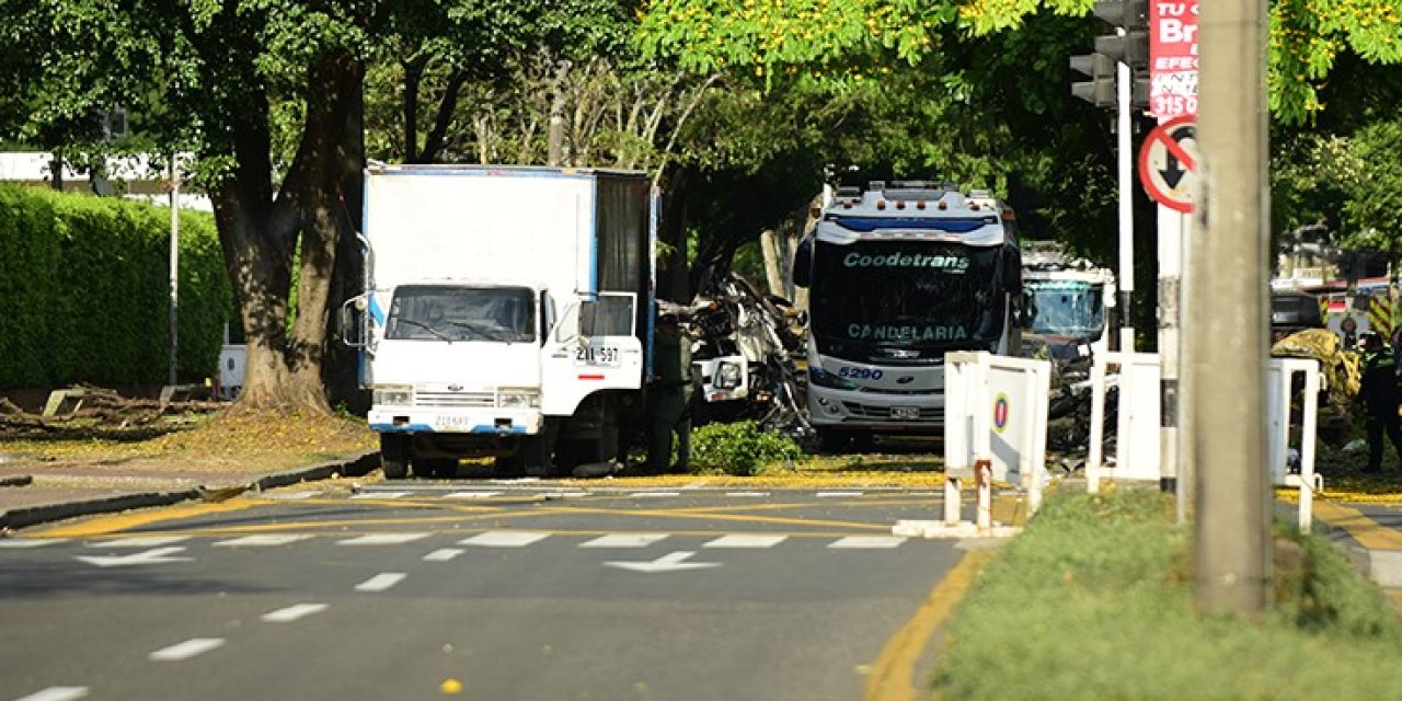 Kolombiya’da askeri üs yakınında bombalı saldırı: 5 kişi öldü, 36 kişi yaralandı