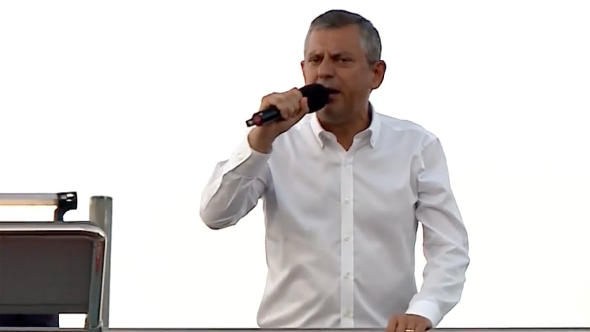 Özel’den Sivas’ta net çıkış: “CHP’nin Cumhurbaşkanı adayı Ekrem İmamoğlu’dur”