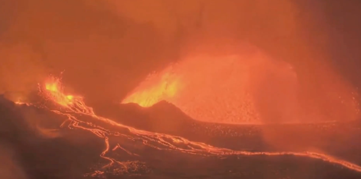 Hawaii’de Kilauea Yanardağı 31. kez patladı