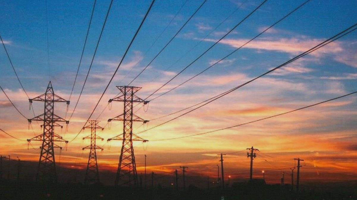 Elektrik tüketimi akşam saatlerinde rekor seviyeye ulaştı