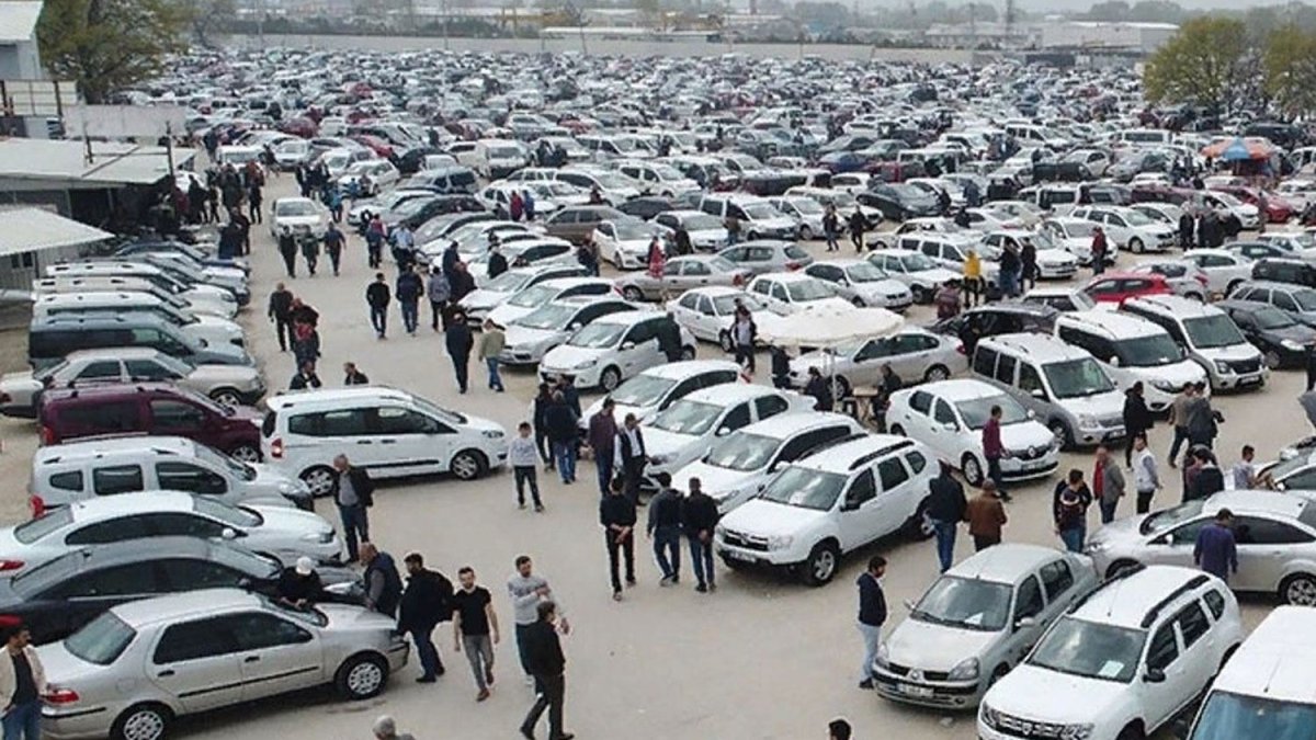 İkinci el araç piyasasında hareketlilik: Ekim’de fırsat kapıda