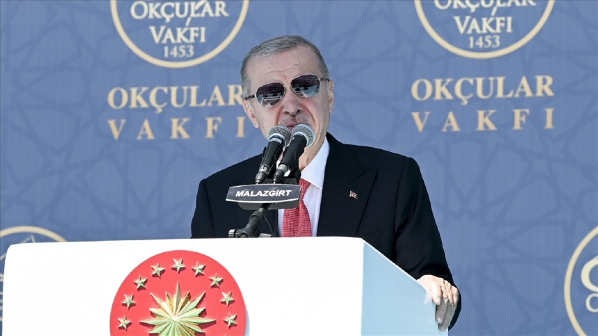 Erdoğan: “Millet, süreci zehirlemeye çalışanları not ediyor”