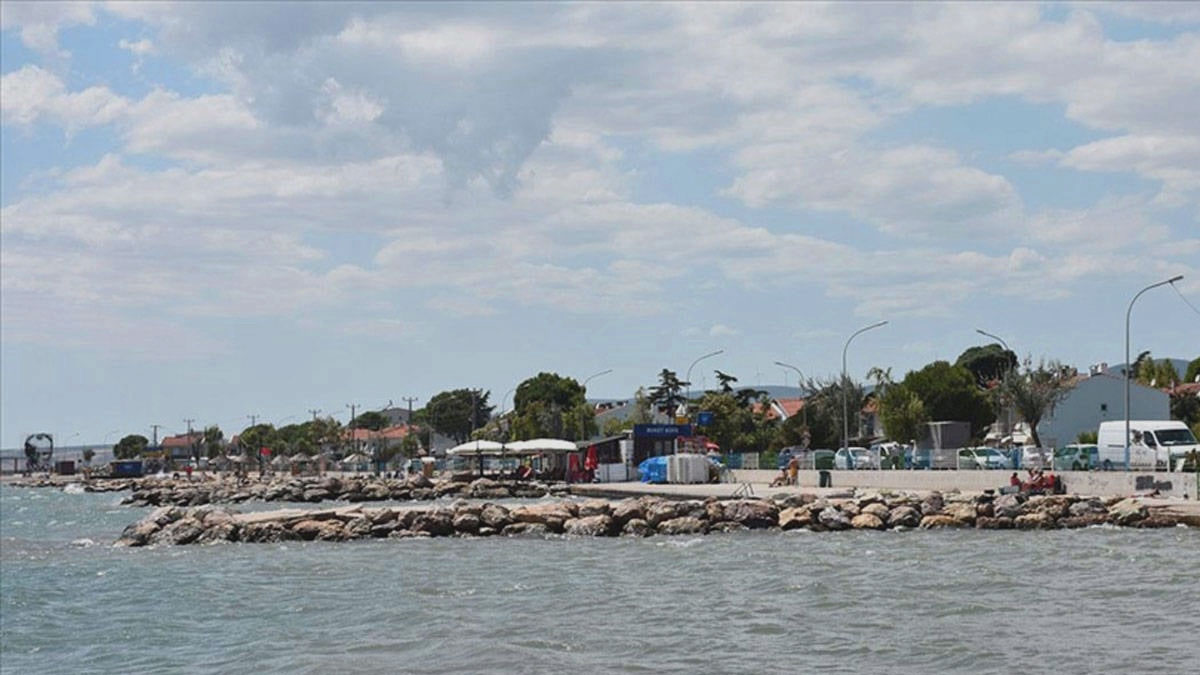 Tekirdağ'ın bazı ilçelerinde denize girmek 2 gün yasaklandı
