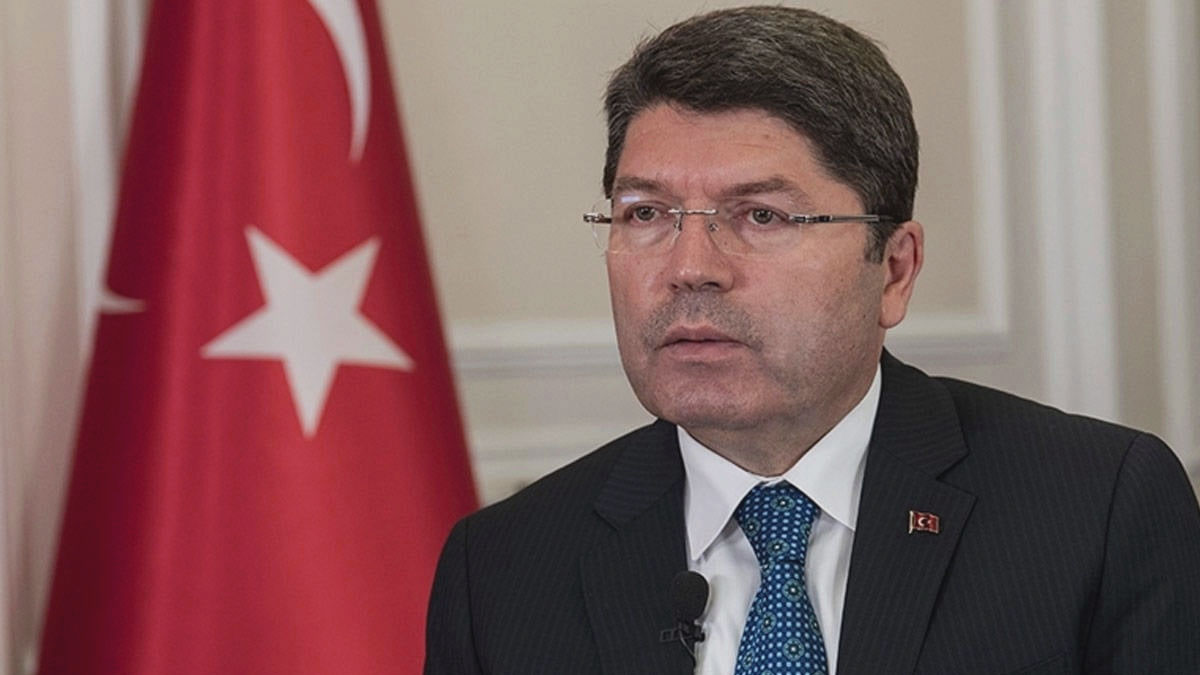 Adalet Bakanı Yılmaz Tunç'tan Özgür Özel'e yanıt