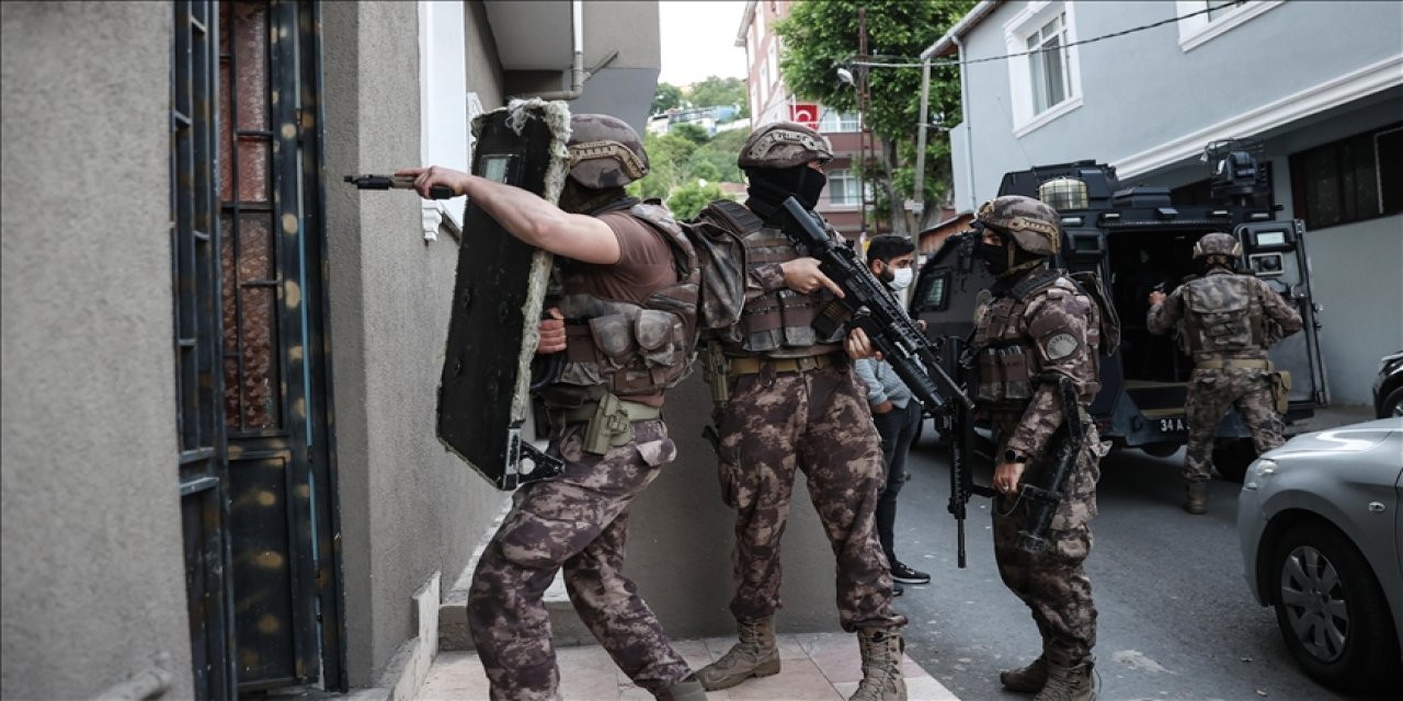 İstanbul’da DEAŞ operasyonu: 9 gözaltı, biri kırmızı bültenle aranıyordu
