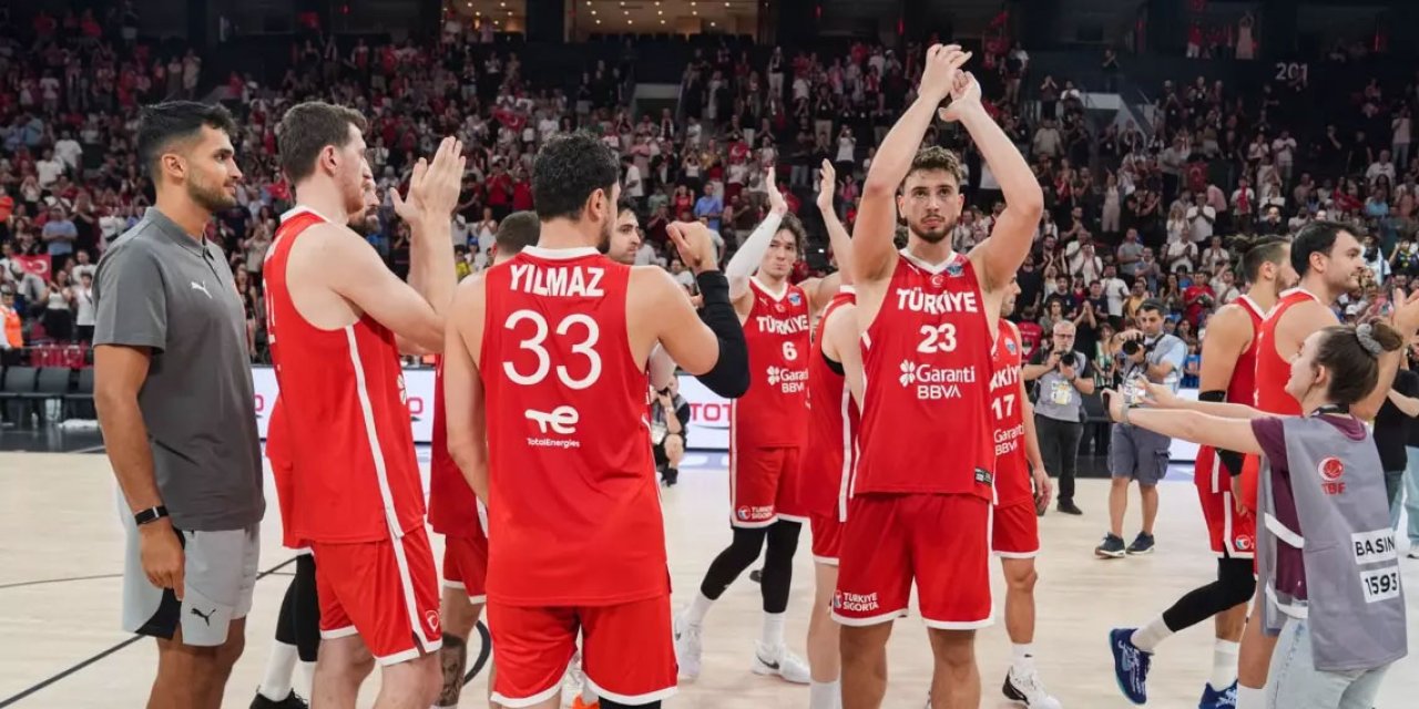 EuroBasket 2025’te 12 Dev Adam ikinci galibiyetini aldı: Türkiye 92-78 Çekya