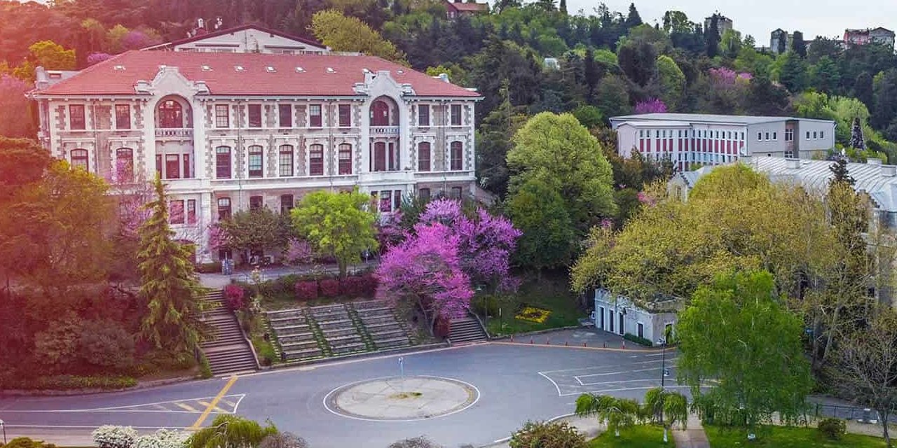 Boğaziçi Üniversitesi'nde korkunç olay! 15 yaşındaki kızı silahla vurup öldürdü