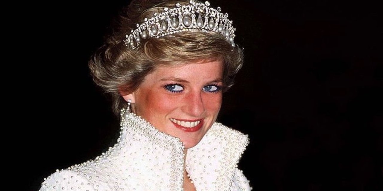 Prenses Diana’nın 1991’de mühürlediği zaman kapsülü 34 yıl sonra açıldı