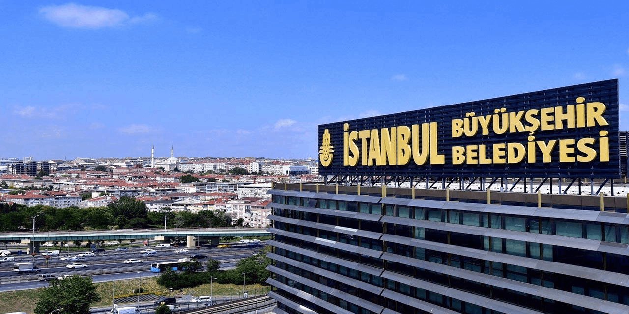 İBB soruşturmasında 2 kişi için kırmızı bülten kararı çıkarıldı