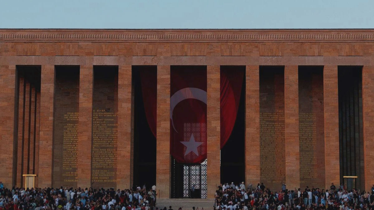 Anıtkabir 30 Ağustos'ta 630 bini aşkın ziyaretçiyi ağırladı