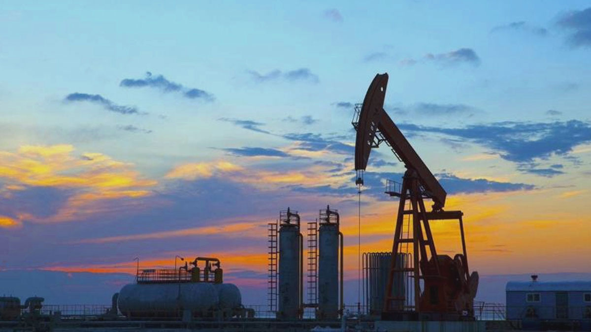 Suriye'den 14 yıl sonra bir ilk: Petrol ihracatı yeniden başladı