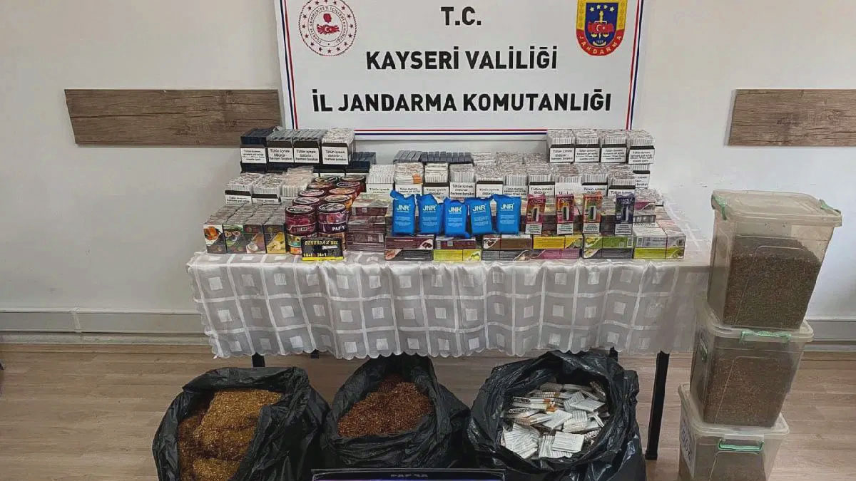 Kayseri'de kilolarca kaçak sigara toplandı