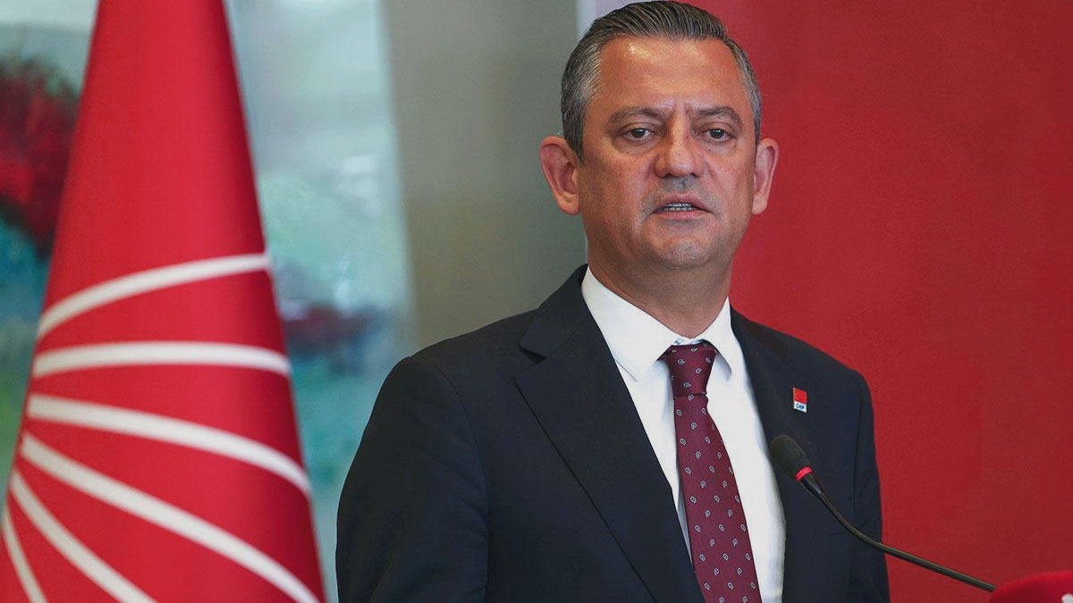 Özgür Özel'den anlamlı Sivas Kongresi mesajı