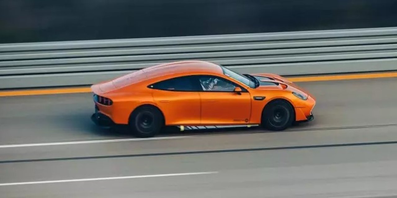 Mercedes Concept AMG GT XX rekorları altüst etti
