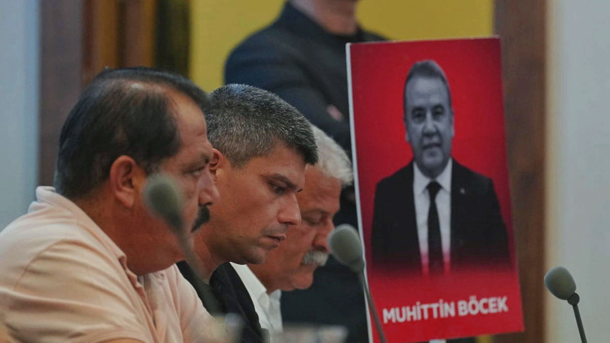 Muhittin Böcek'ten 'adalet' mesajı: Er ya da geç tecelli edecek