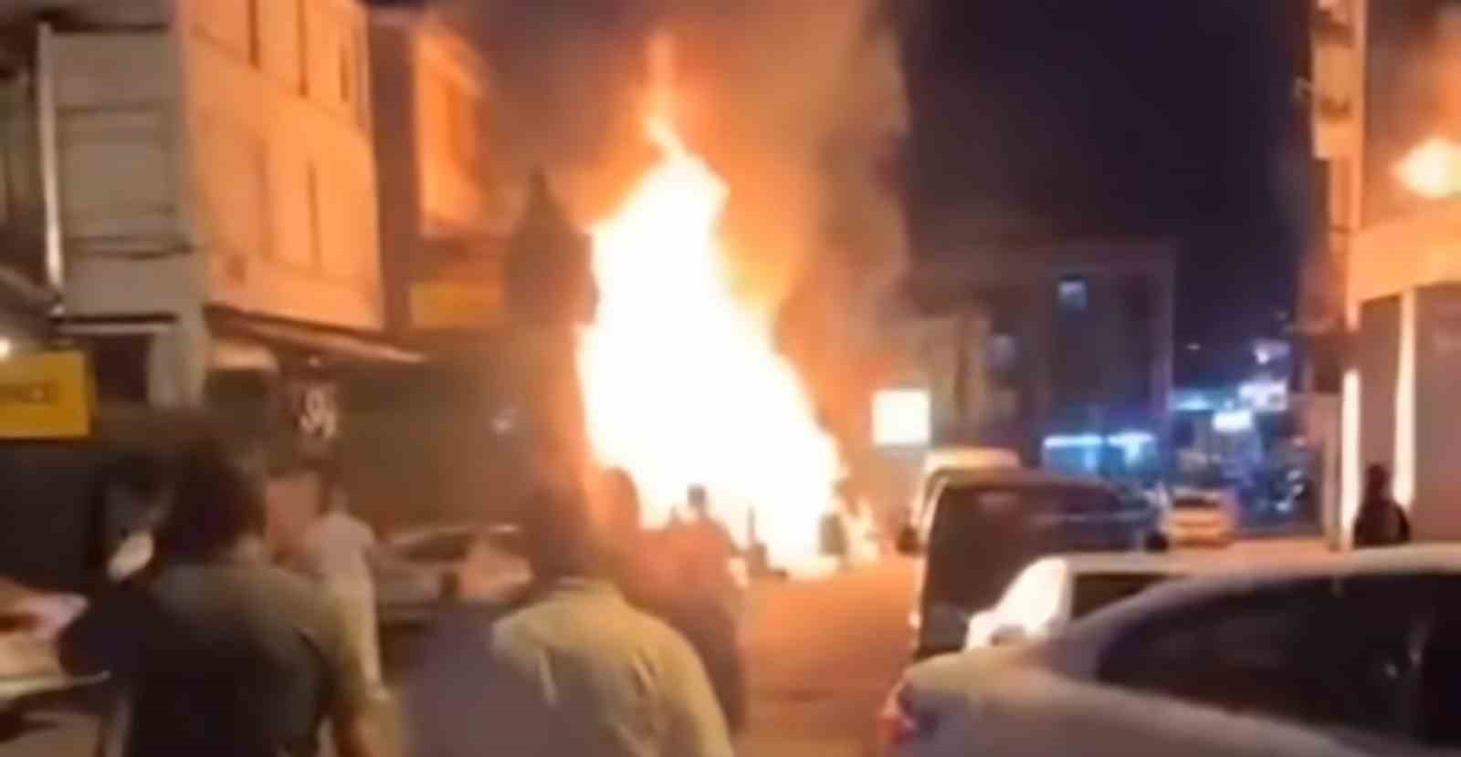 Hırdavat dükkanında yangın: 1 yaralı