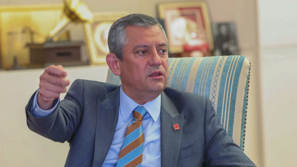 Özgür Özel'den kurultay kararı açıklaması: "Delegelerimiz, iradelerini yenileyecekler"