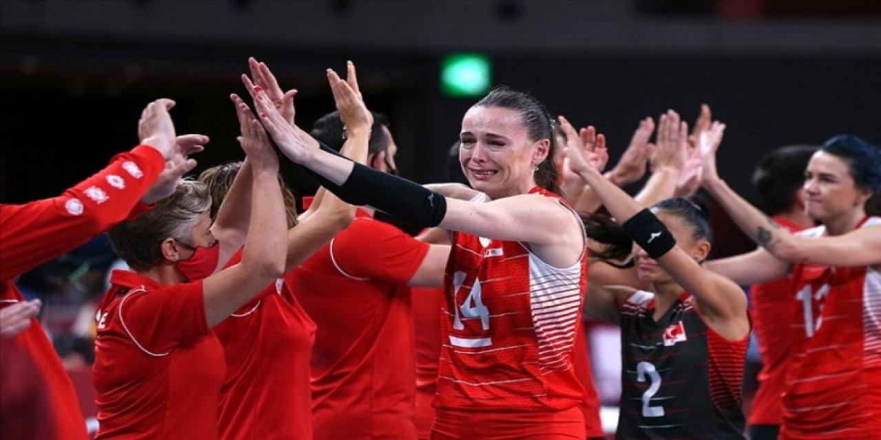 Filenin Sultanları dünya ikincisi oldu! Karar setinde İtalya'ya yenildi