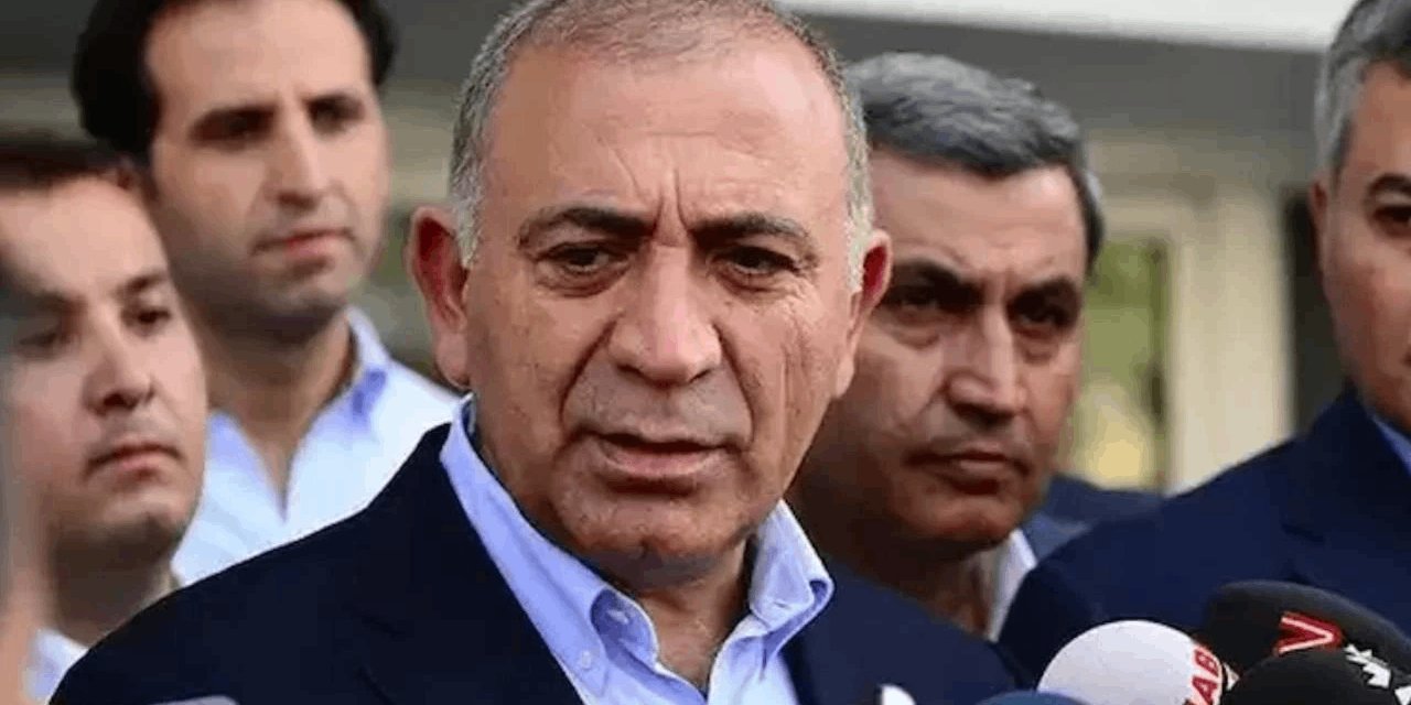 Gürsel Tekin'den mal varlığı iddialarına yanıt: Beni CHP il binasına sokmayacak bir babayiğit yoktur açıklaması
