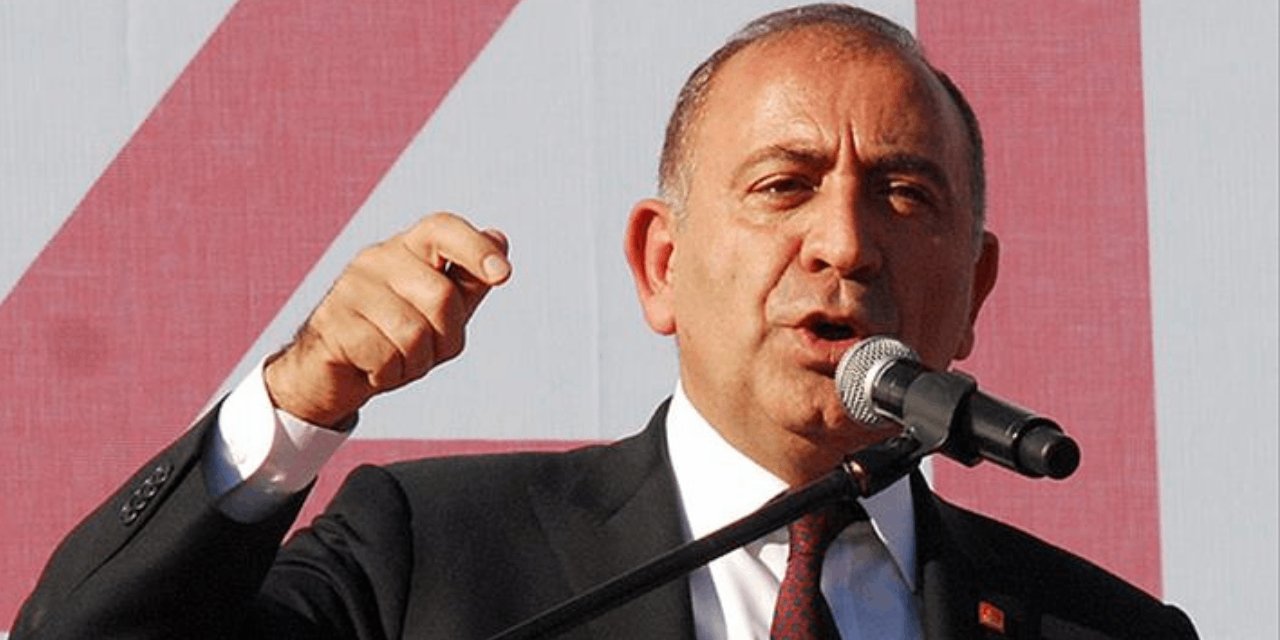 "Gürsel Tekin'den geri adım: Bugün il başkanlığına gitmeyecek" iddiasına yalanlama