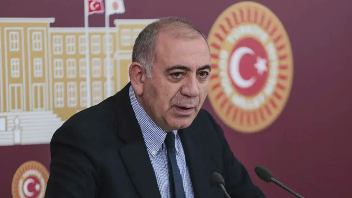 Kayyum Gürsel Tekin'den mahkemeye 'görev' başvurusu