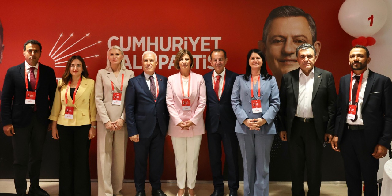 Başkan Ayşe Ünlüce, CHP’nin 102'nci kuruluş yıl dönümü etkinliklerine katıldı