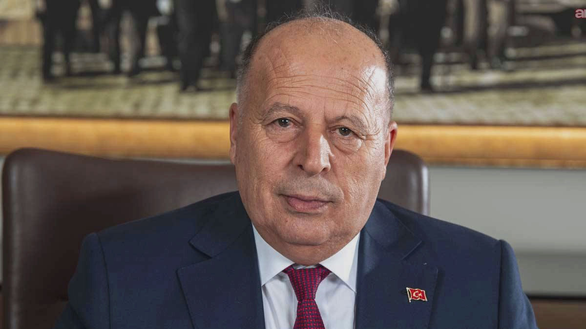 Yüreğir Belediye Başkanının iş yerine silahlı saldırı