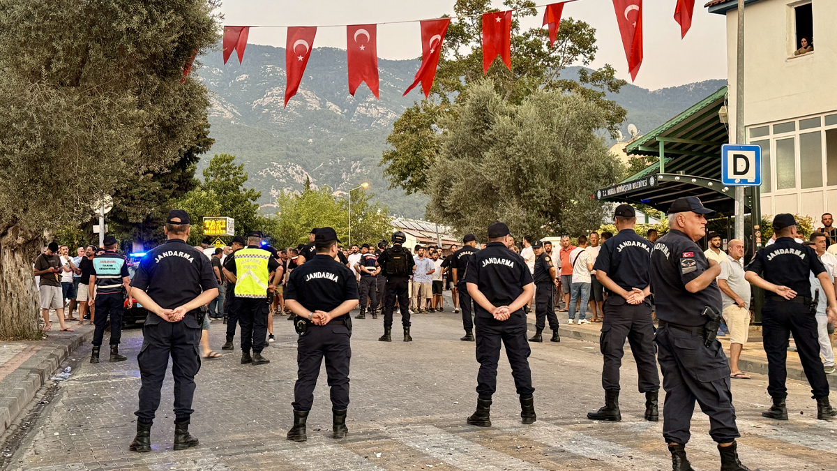 Fethiye'de iki grup arasında kavga: 13 yaralı